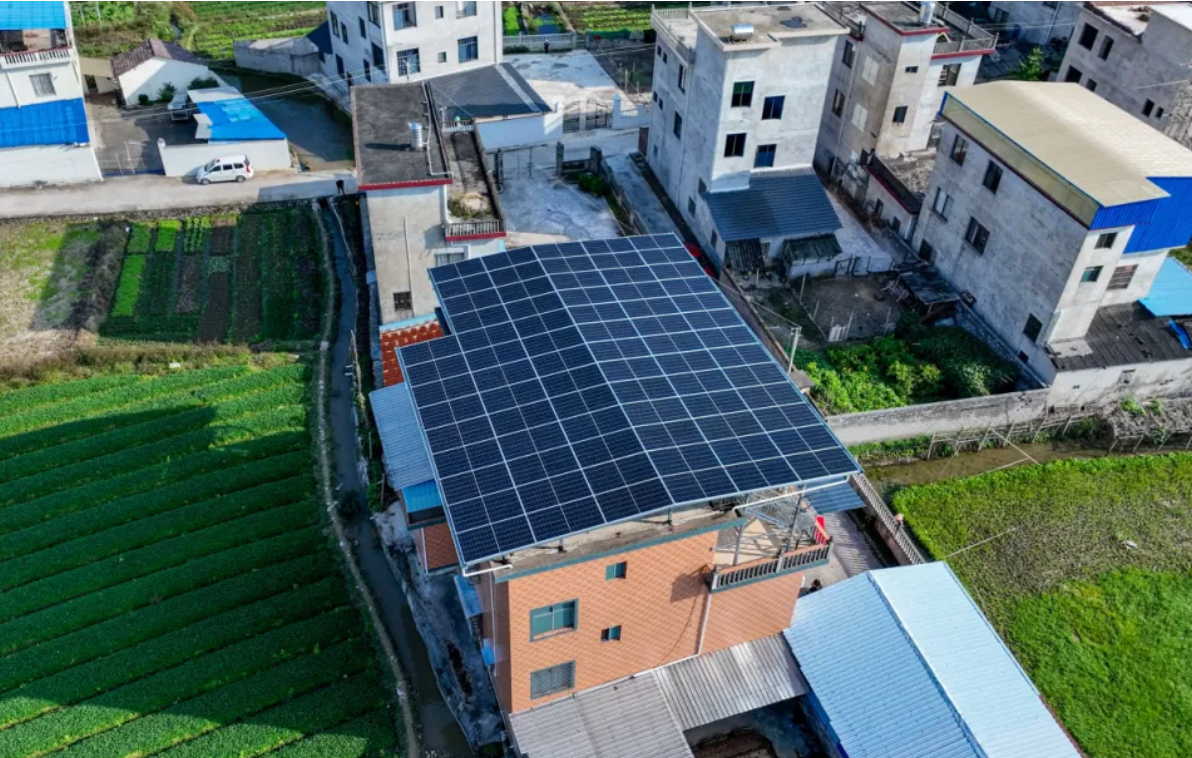 夏季遮阳，是时候安装屋顶「大阳房」了！